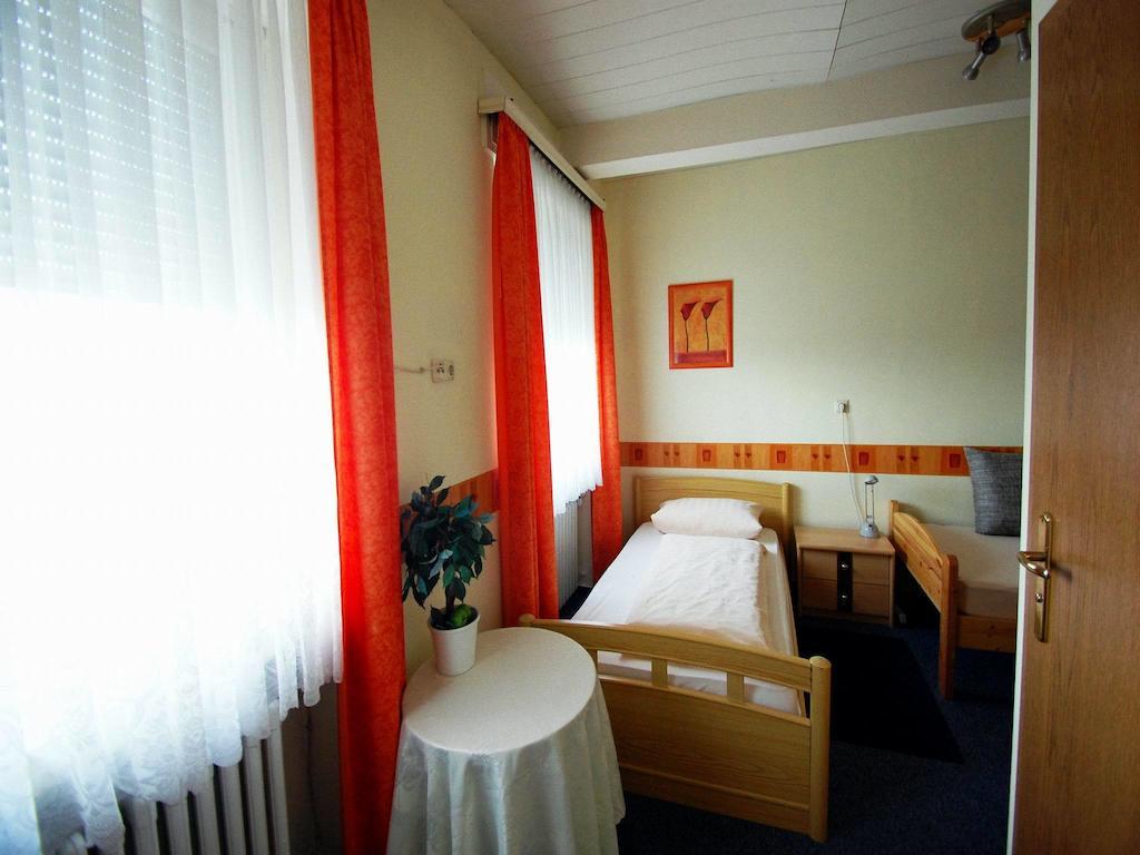 Hotel Konert Bergheim  Room photo